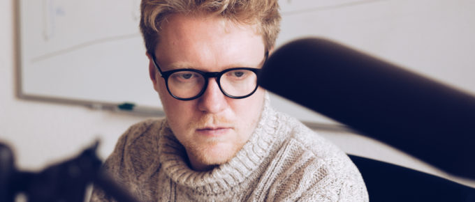 Lasse Petersdotter Büro Schreibtisch